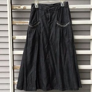 Comfy denim skirt